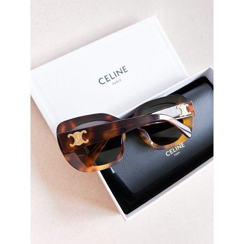 Celine Triomphe 06 Sunglasses กรอบ Acetate ของแท้พร้อมประกัน 1 ปี CL40226U