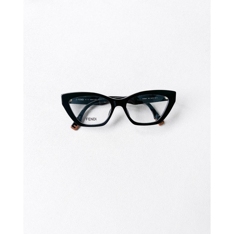 Fendi Eyeglasses กรอบแว่นสายตา