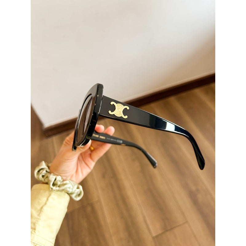 Celine Triomphe 06 Sunglasses กรอบ Acetate ของแท้พร้อมประกัน 1 ปี CL40226U