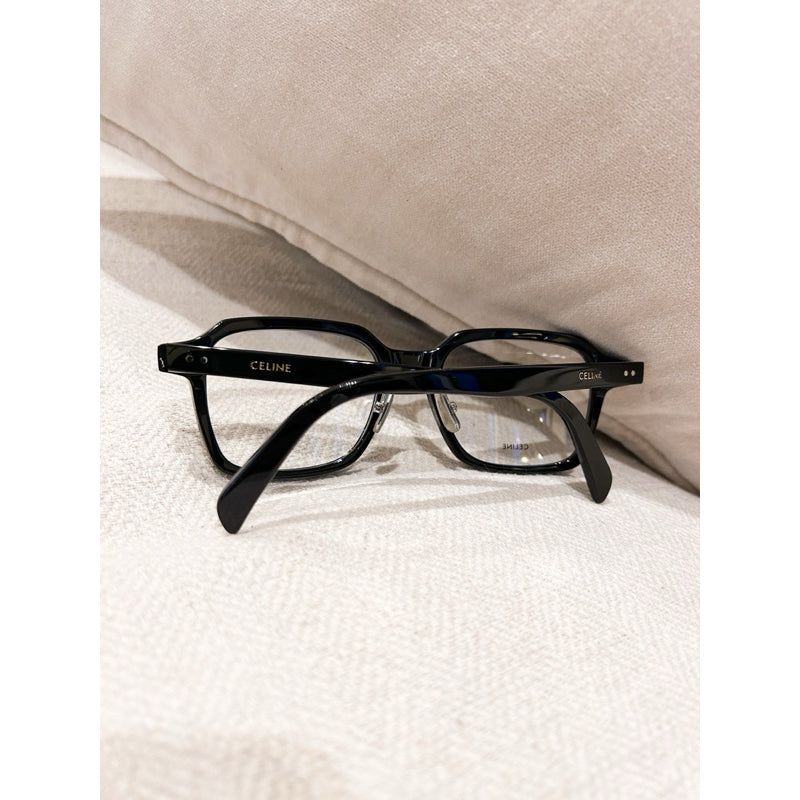 Celine Square Eyeglasses กรอบแว่นสายตาวัสดุ Acetate ร้านแอมของแท้เท่านั้น CL50139F