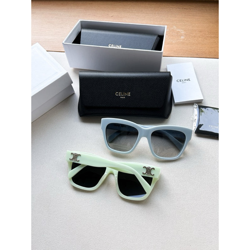 Celine Triomphe 09 ร้านแอมขายของแท้เท่านั้นค่า CL40253F /I