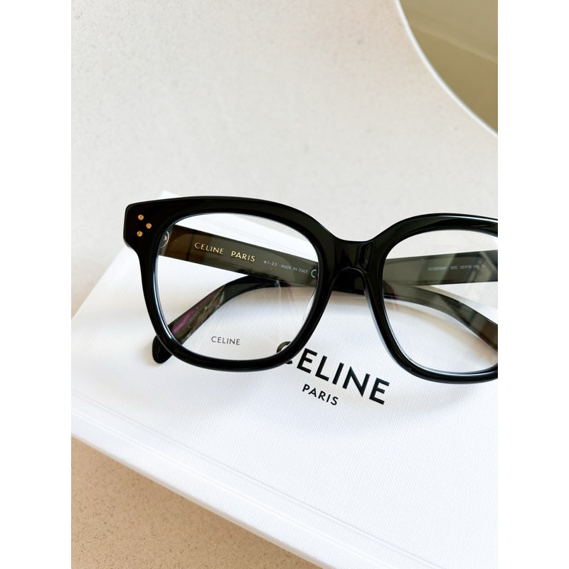 Celine Eyeglasses กรอบแว่นสายตารุ่นน้องลิซ่า CL50086F ของแท้เท่านั้นค่า