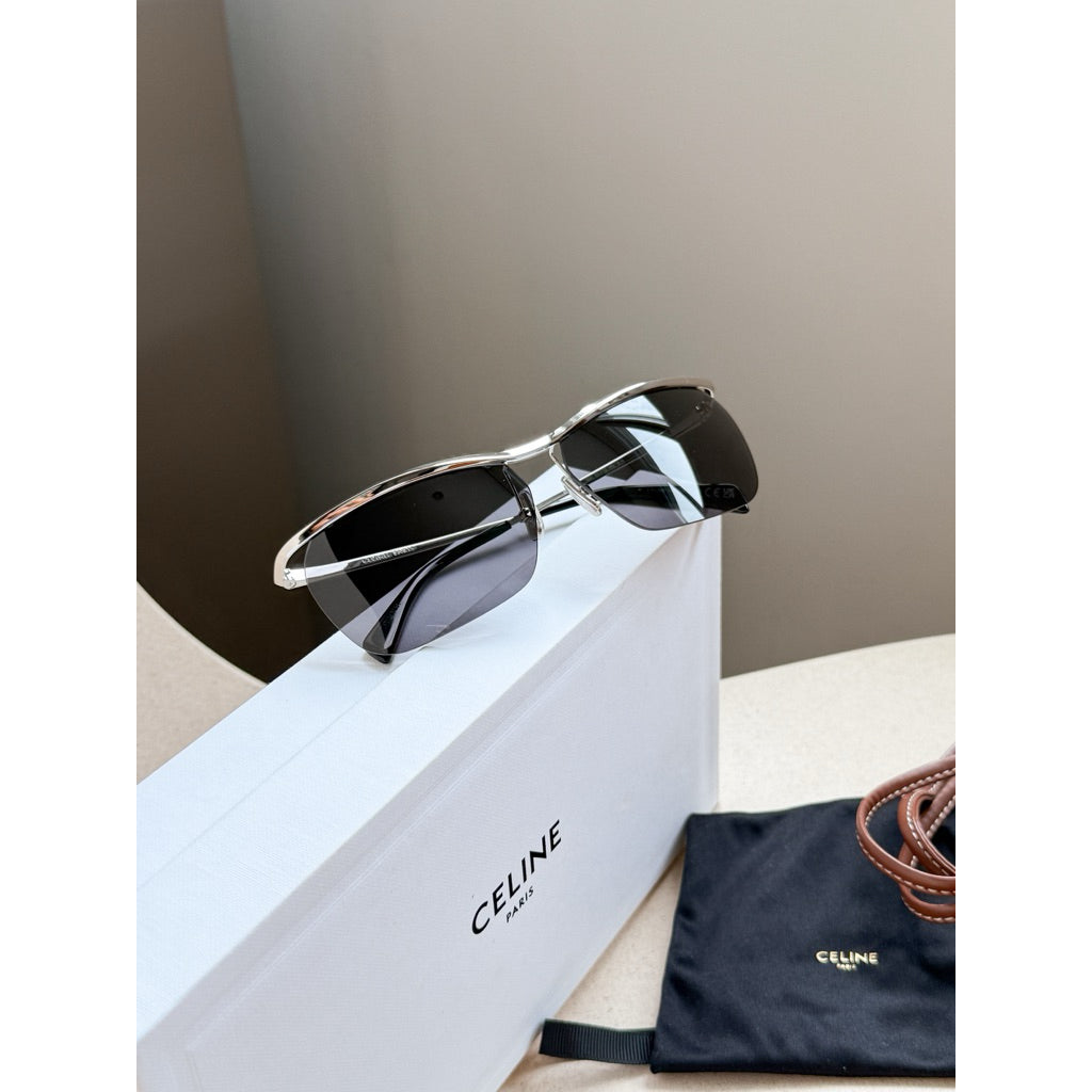 Celine Metal Frame 27 ร้านแอมของแท้เท่านั้นค่า CL40307U