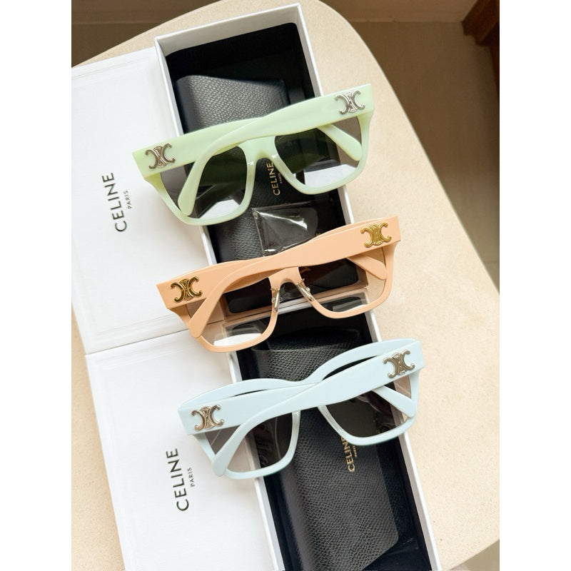 Celine Triomphe 09 ร้านแอมขายของแท้เท่านั้นค่า CL40253F /I