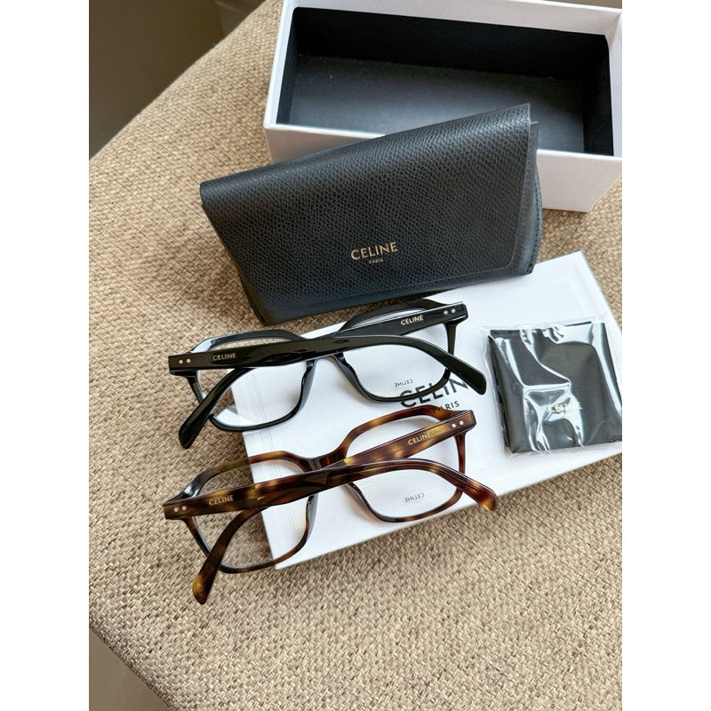 Celine Square Eyeglasses กรอบแว่นสายตาวัสดุ Acetate ร้านแอมของแท้เท่านั้น CL50127F/I
