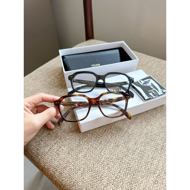 Celine Square Eyeglasses กรอบแว่นสายตาวัสดุ Acetate ร้านแอมของแท้เท่านั้น CL50127F/I