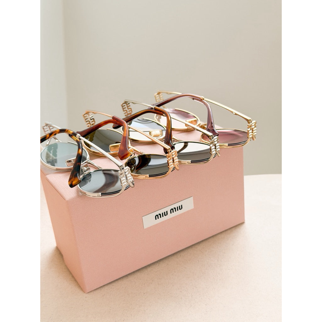 Miu Miu แว่นตารุ่น 52YS รุ่นแนะนำ น่ารักสุดใจ ของแท้เท่านั้นค่า