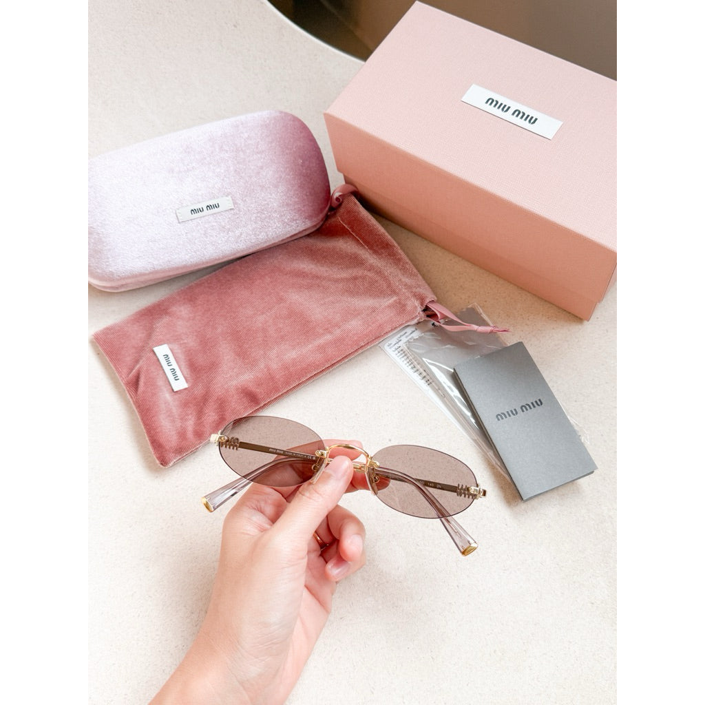 Miu Miu แว่นตารุ่น A54S วงรีไร้กรอบ สวยไร้ที่ติ ร้านแอมของแท้เท่านั้นค่า