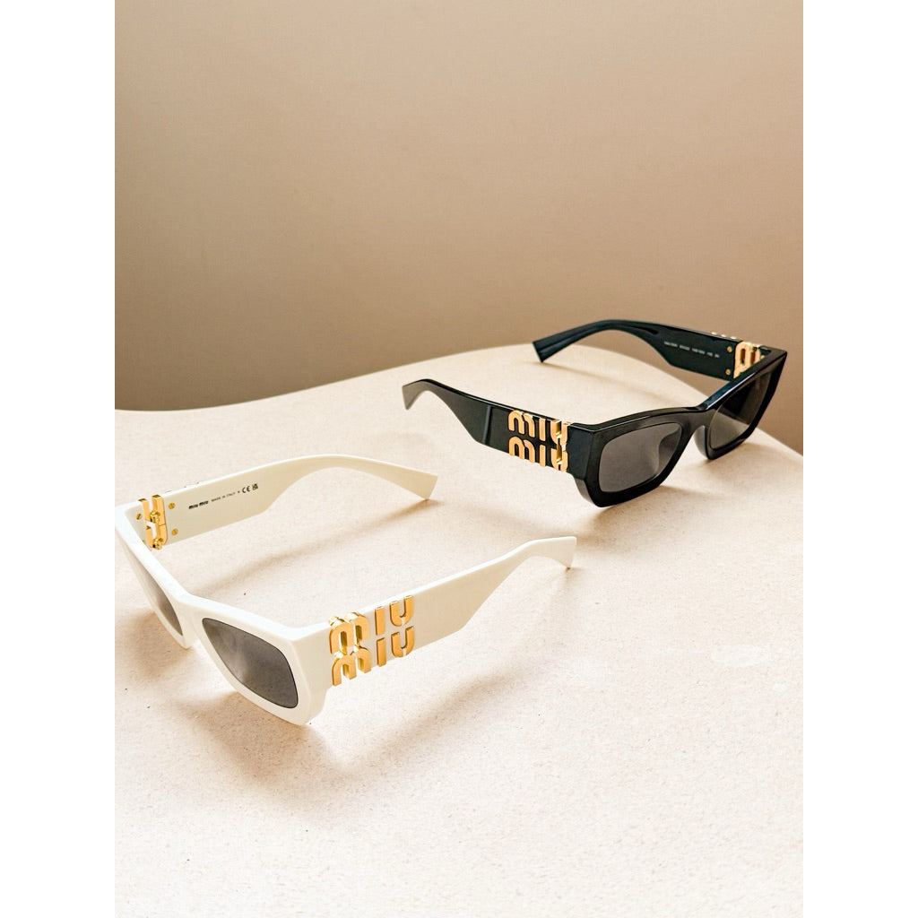 Miu Miu คอล Miu Glimpse รุ่น 09WS ร้านแอมของแท้เท่านั้นค่า