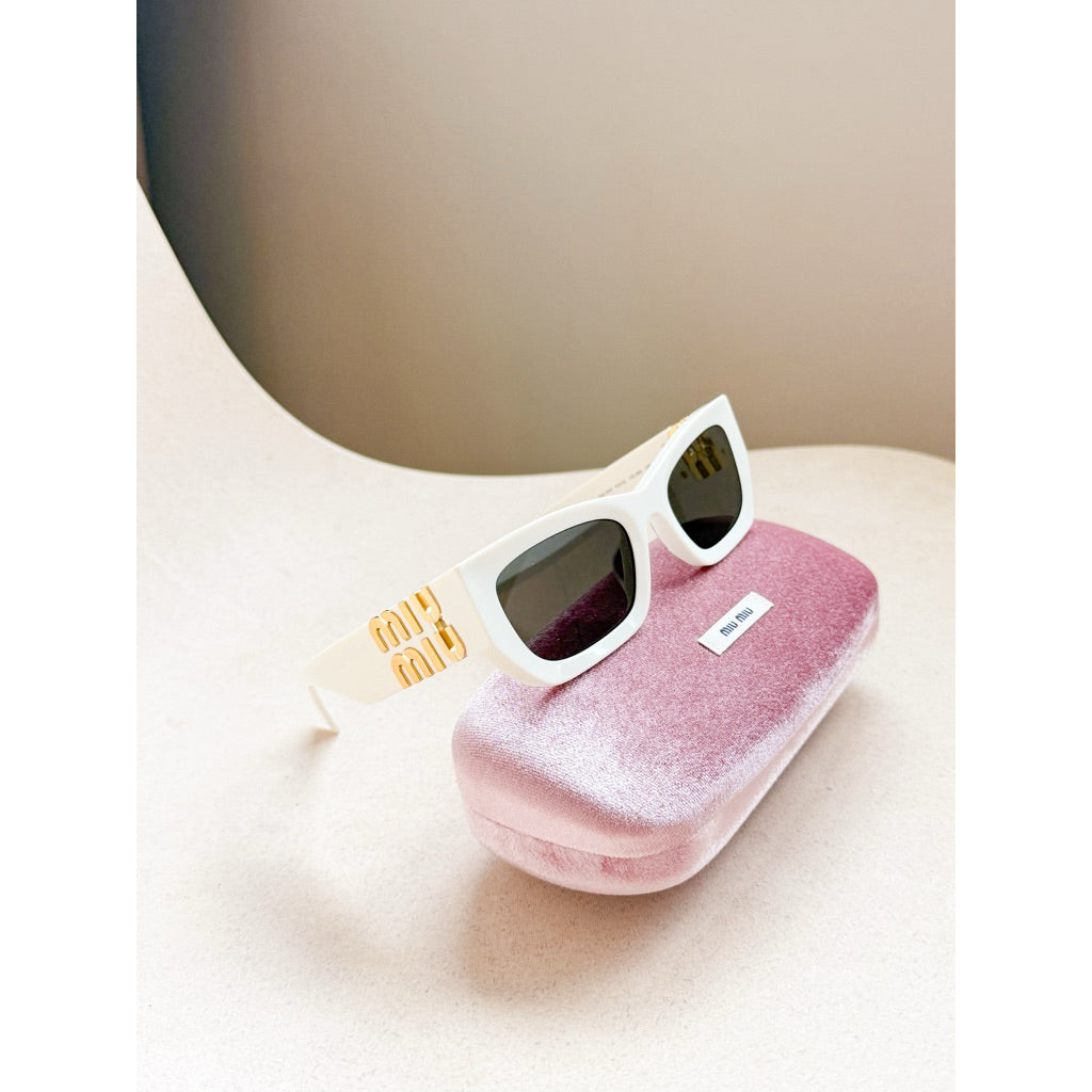 Miu Miu คอล Miu Glimpse รุ่น 09WS ร้านแอมของแท้เท่านั้นค่า