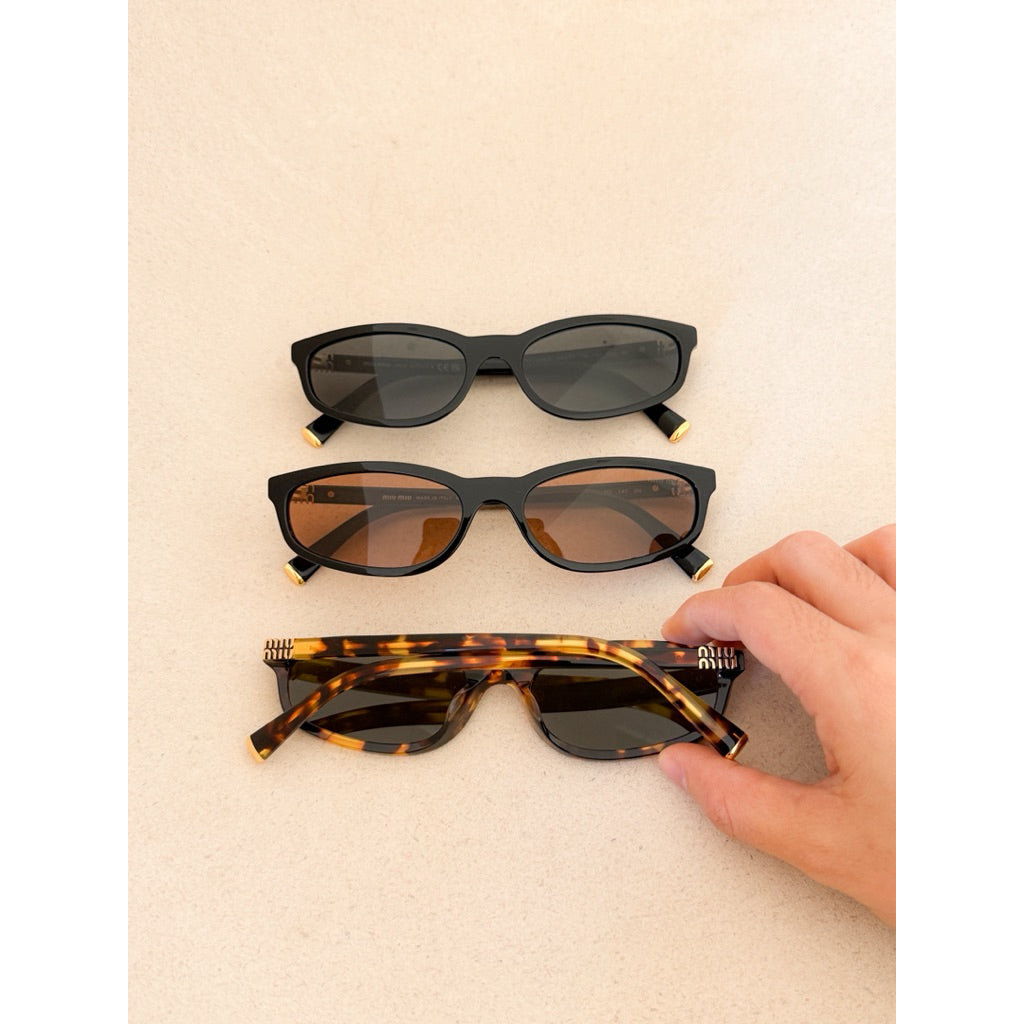 Miu Miu รุ่น A06SF แว่นกันแดดทรง D-Frame สวยชิค ของแท้ค่า