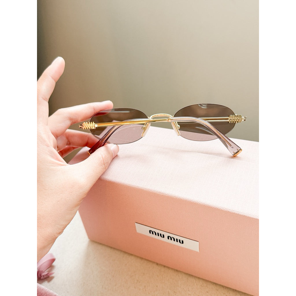 Miu Miu แว่นตารุ่น A54S วงรีไร้กรอบ สวยไร้ที่ติ ร้านแอมของแท้เท่านั้นค่า