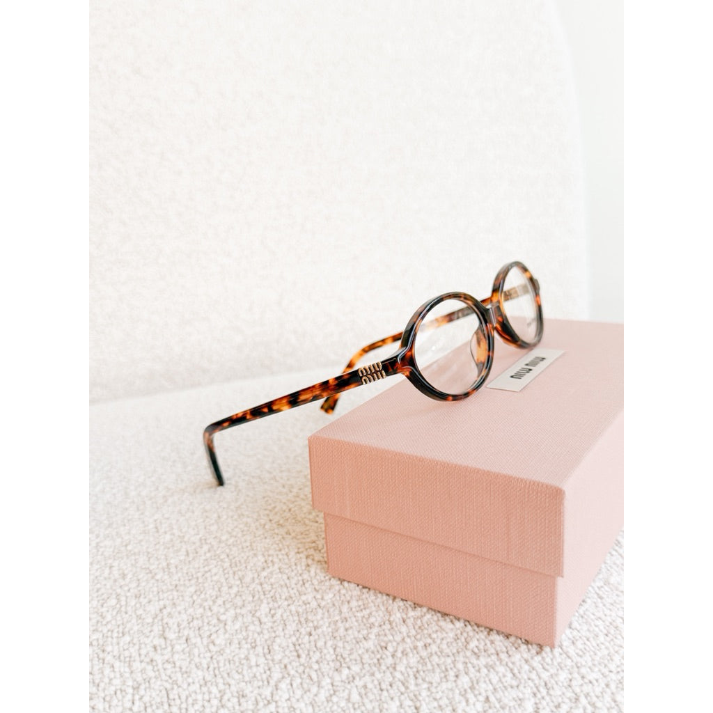 Miu Miu กรอบแว่นสายตารุ่น 01XV ยอดนิยมทุกเพศทุกวัย สวยมากค่า ของแท้เท่านั้น