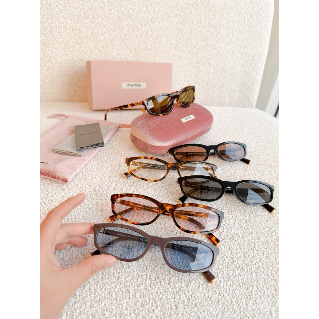 Miu Miu รุ่น A06SF แว่นกันแดดทรง D-Frame สวยชิค ของแท้ค่า