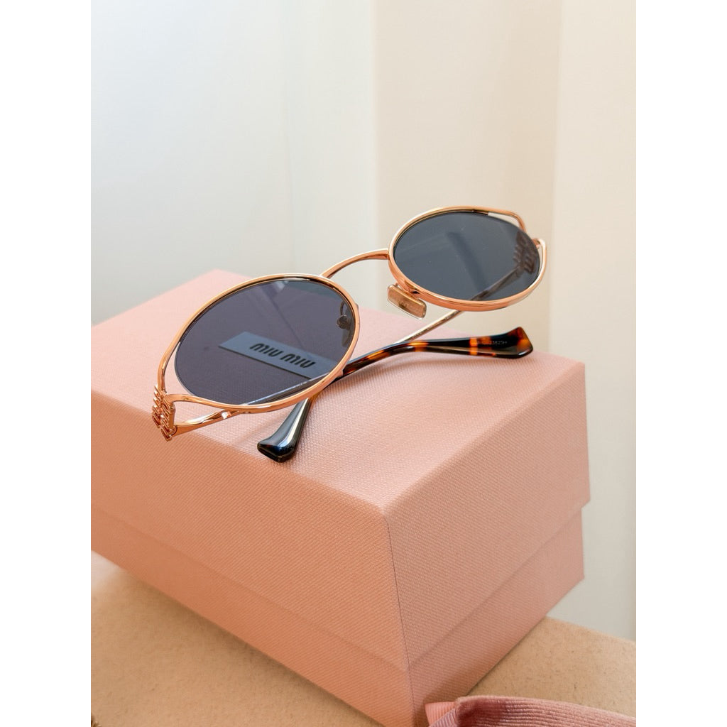 Miu Miu แว่นตารุ่น 52YS รุ่นแนะนำ น่ารักสุดใจ ของแท้เท่านั้นค่า