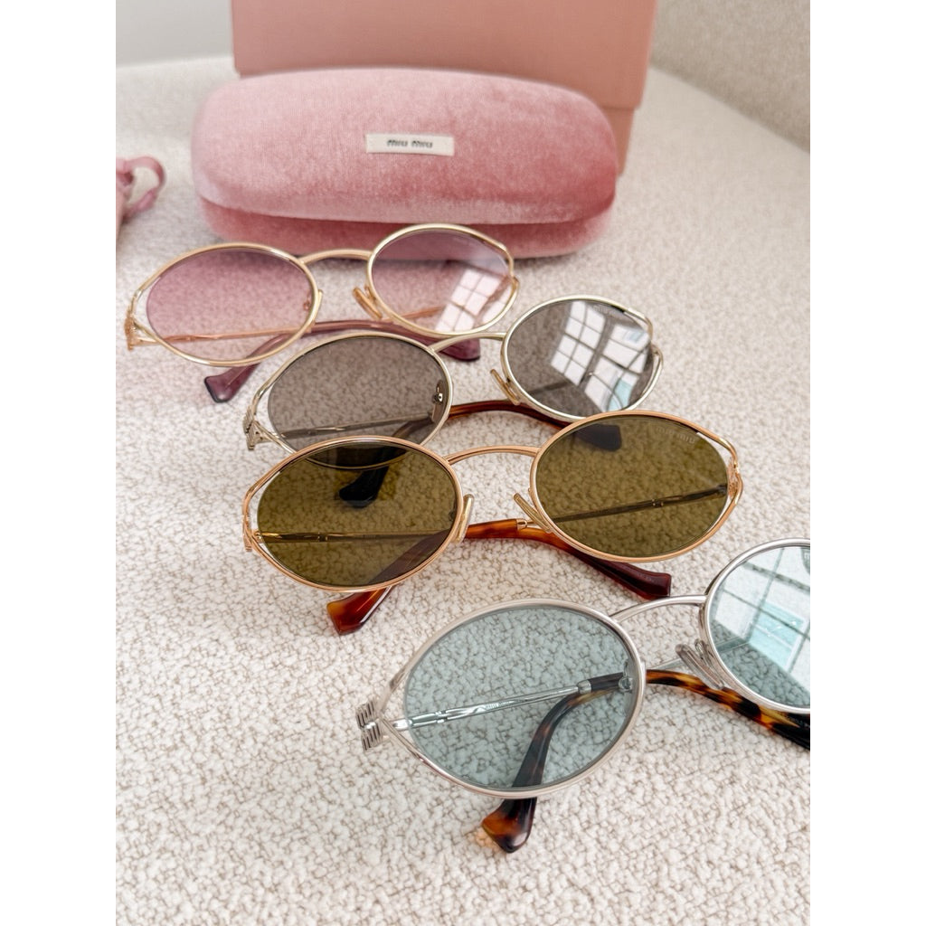 Miu Miu แว่นตารุ่น 52YS รุ่นแนะนำ น่ารักสุดใจ ของแท้เท่านั้นค่า