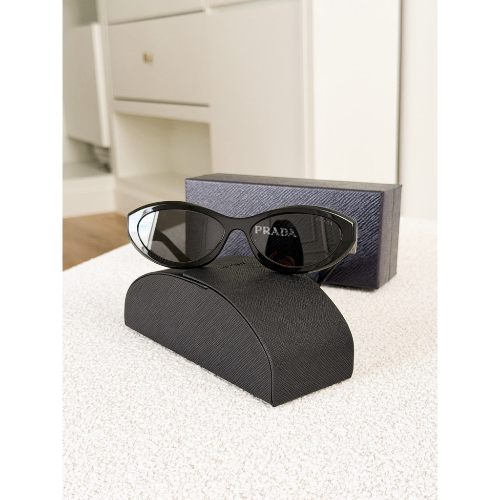 Prada Sympole รุ่น 26ZSF คลาสสิคตลอดกาล ร้านแอมของแท้เท่านั้นค่า
