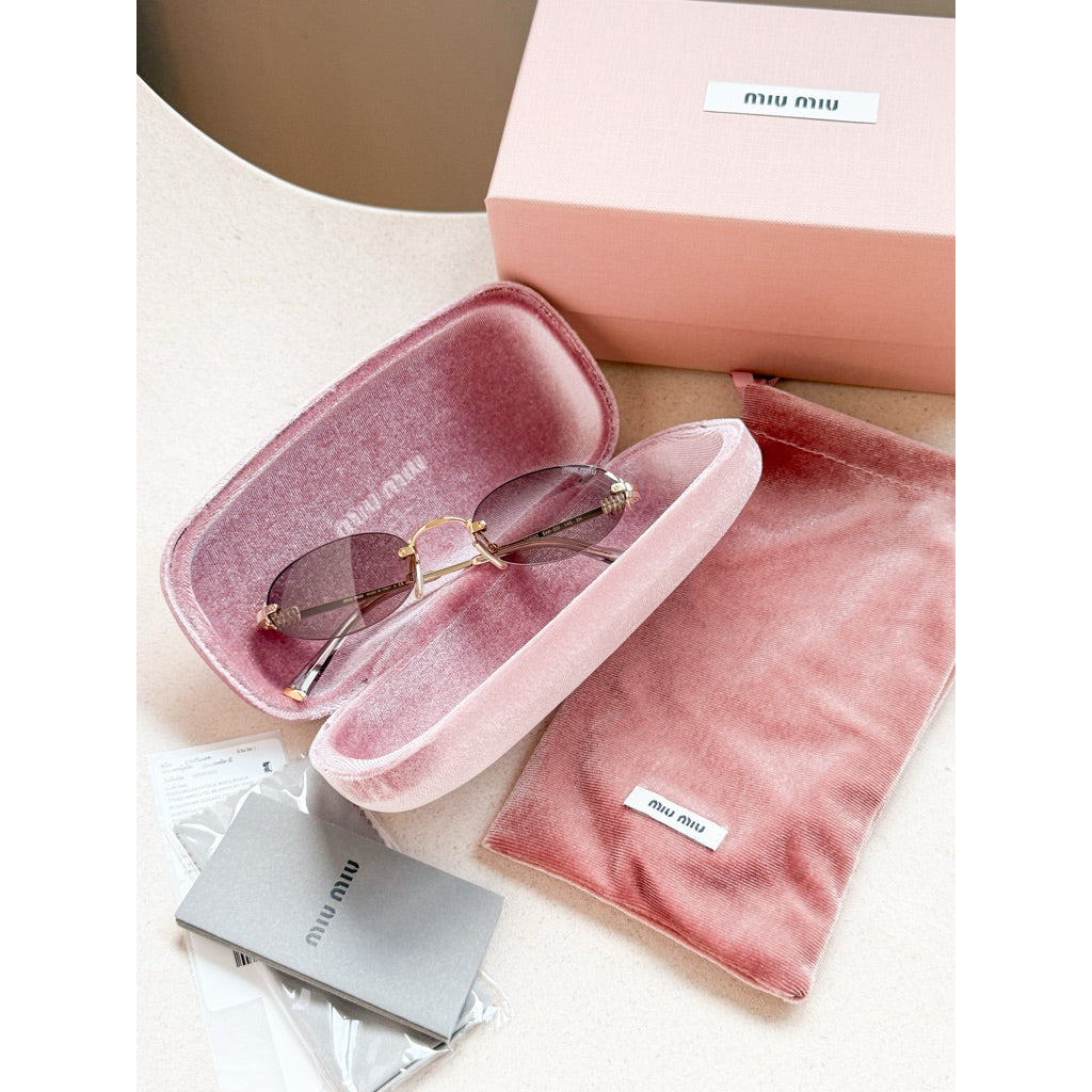 Miu Miu แว่นตารุ่น A54S วงรีไร้กรอบ สวยไร้ที่ติ ร้านแอมของแท้เท่านั้นค่า