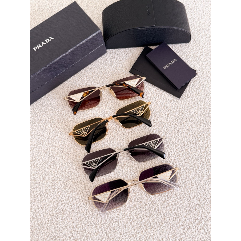 Prada แว่นกันแดด รุ่น A51S สวยตะโกนมีสีให้เลือกเยอะ ของแท้เท่านั้นค่า
