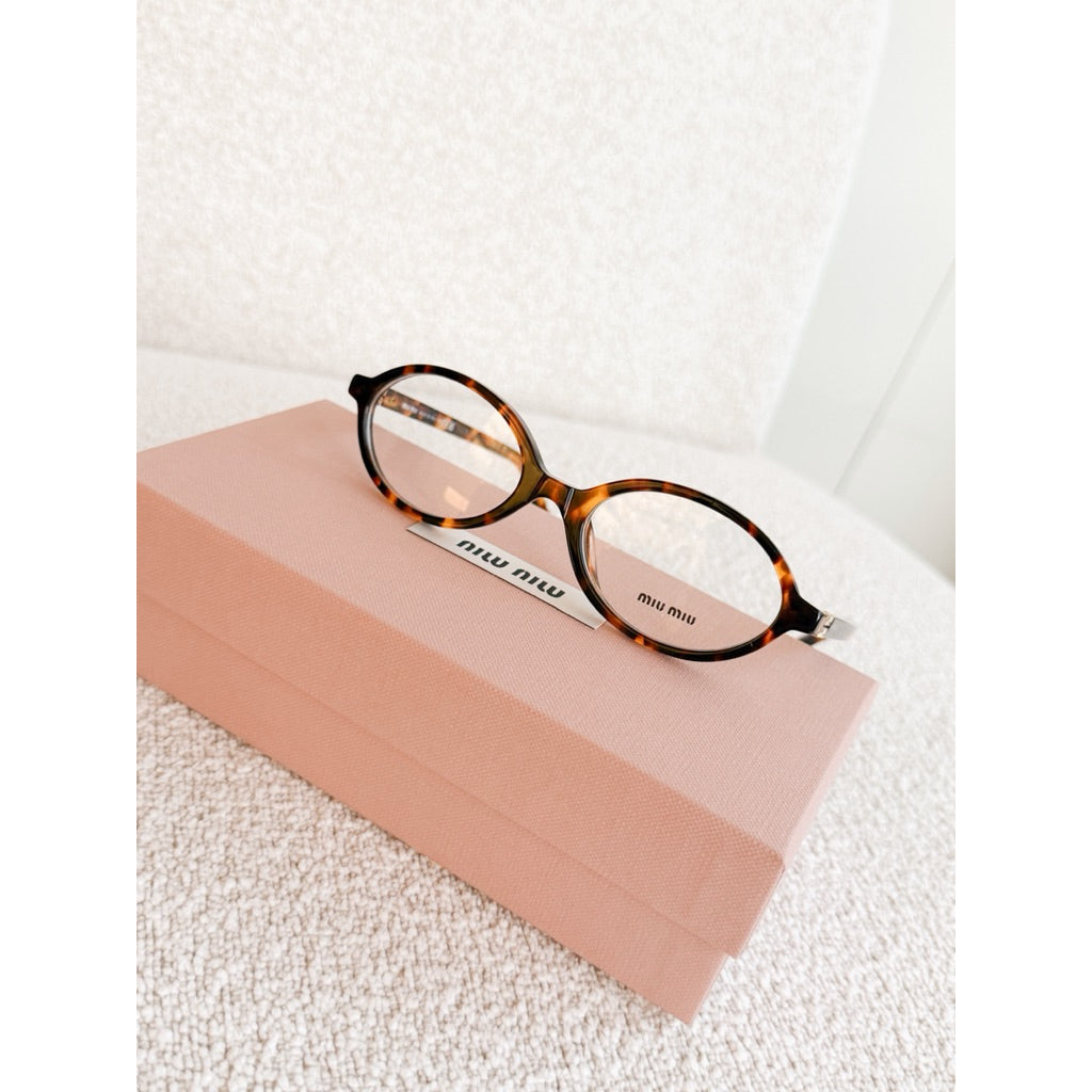 Miu Miu กรอบแว่นสายตารุ่น 01XV ยอดนิยมทุกเพศทุกวัย สวยมากค่า ของแท้เท่านั้น
